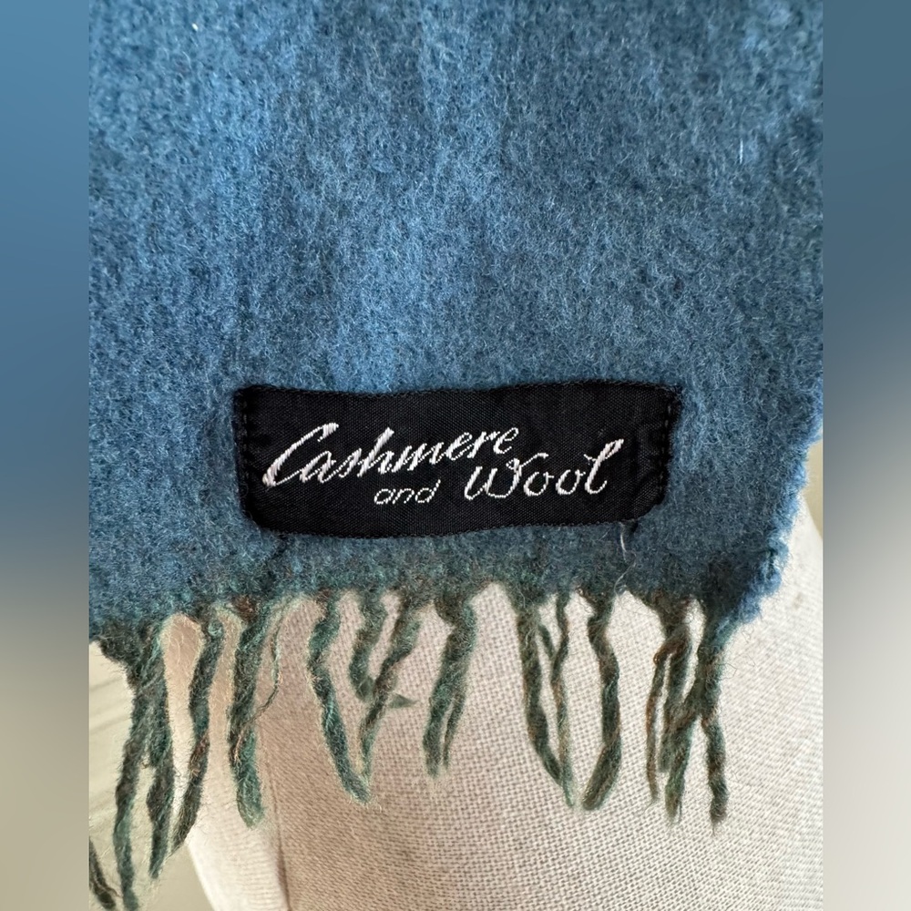 Men’s Fine Cashmere Wool Blend Scarf - Picture 7 of 8